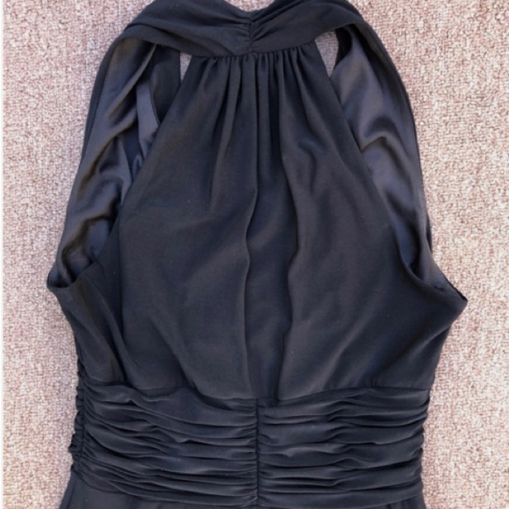 Elegant Black Evening Dress - Picture 3 of 4